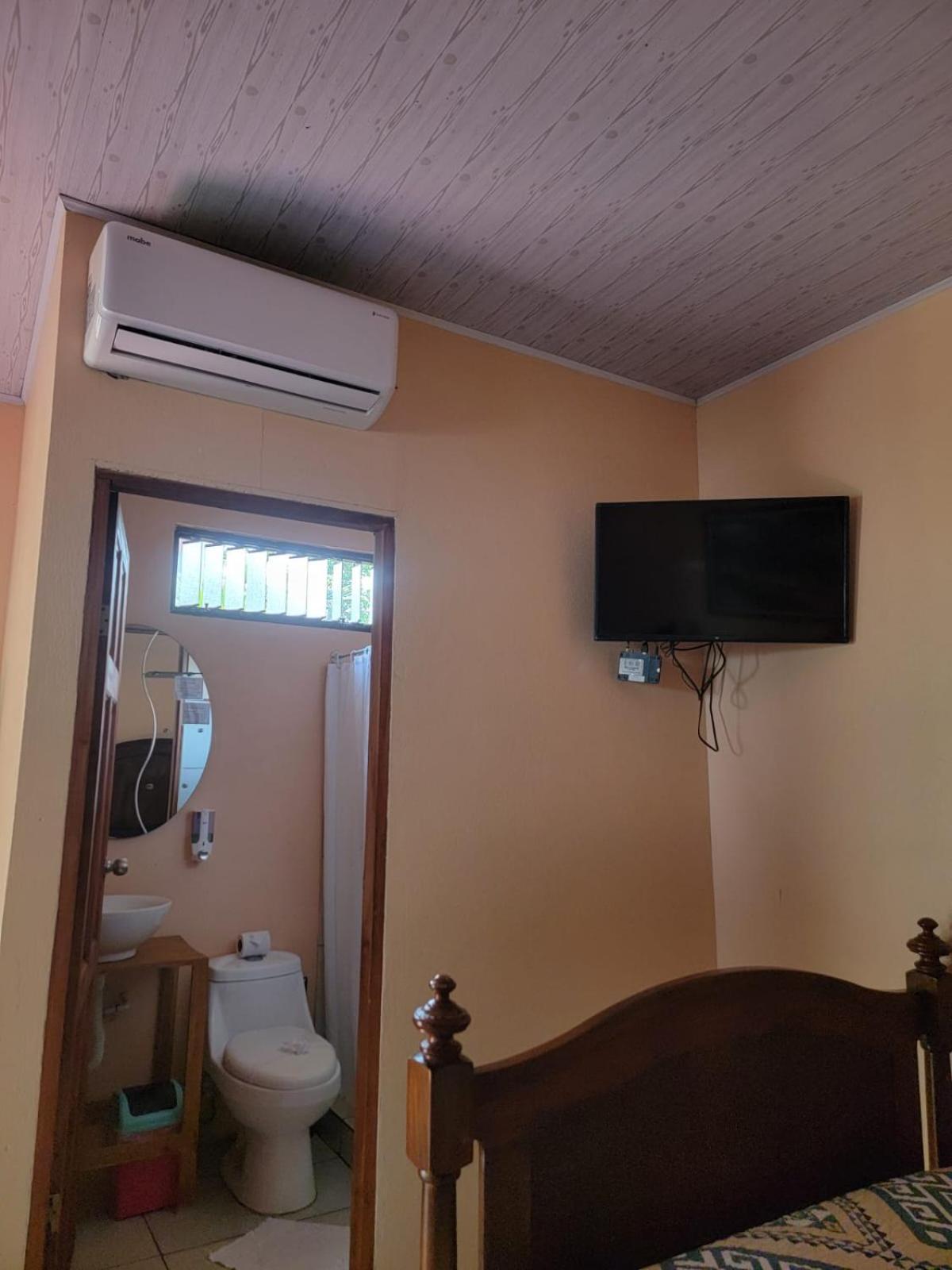 La Palmera Real Lodge *